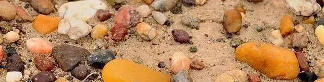 金丝玉到底是什么玉石  第2张