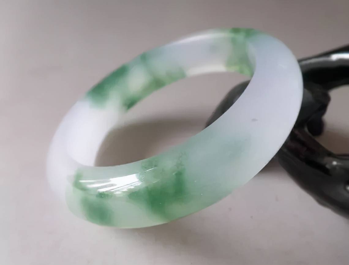 这几种带“翠”的玉石和翡翠一点关系都没有！  第3张