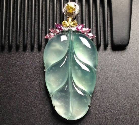为何现在翡翠在珠宝里面越来越前端!  第2张
