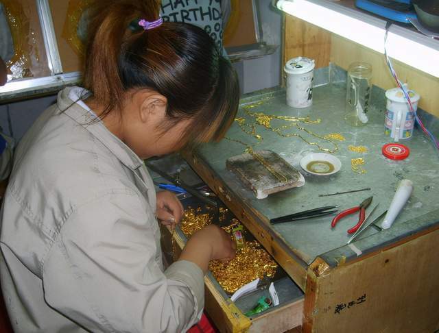 贪小亏大!珠宝圈里的“5大坑”，你被套路了没?  第2张