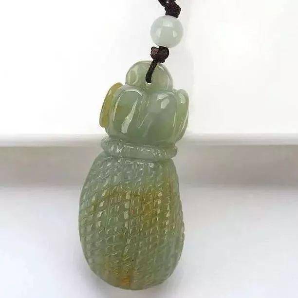 翡翠生锈了？别逗了，那是“洒金”翡翠  第4张