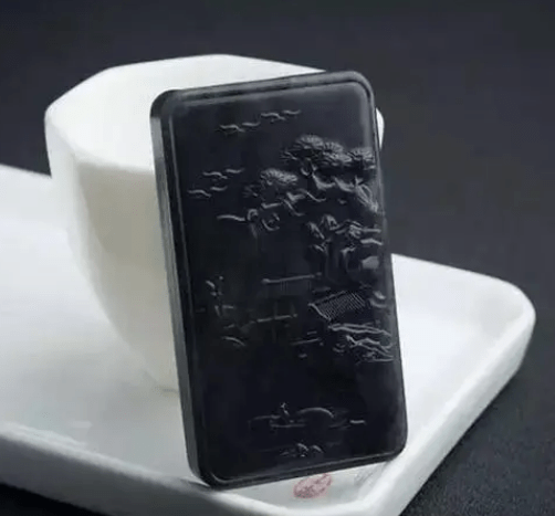 墨玉和墨翠都是玉，为什么区别还这么大呢？  第3张