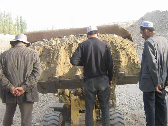 一块和田玉经历了什么吗？ 才能到了你的手上！  第7张