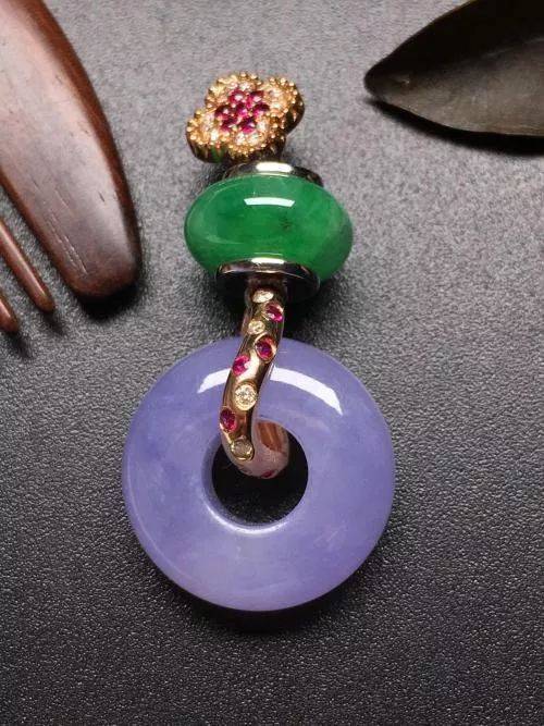 如何判断紫罗兰翡翠的价格？  第6张