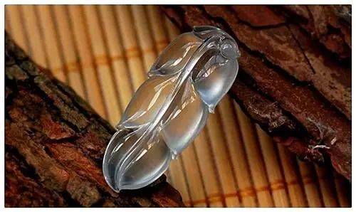 玻璃底和玻璃种翡翠有什么区别？  第2张