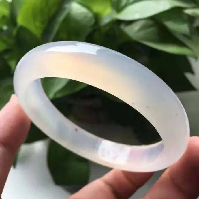 玉髓是玉吗？玉髓和玉的区别是什么？  第2张