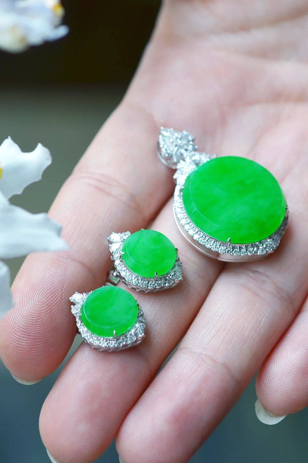 翡翠戴久了没光泽怎么办?这三种方法易操作!  第5张