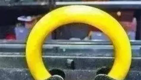 都说翡翠以绿为尊，其实黄色翡翠也美得不行，看看这种水  第5张