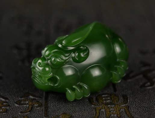 和田碧玉上的黑点，究竟该爱还是该恨？  第6张