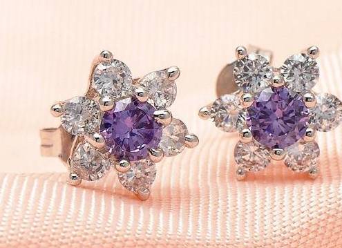 4个珠宝首饰，哪个最值钱？测你靠什么飞黄腾达？  第3张