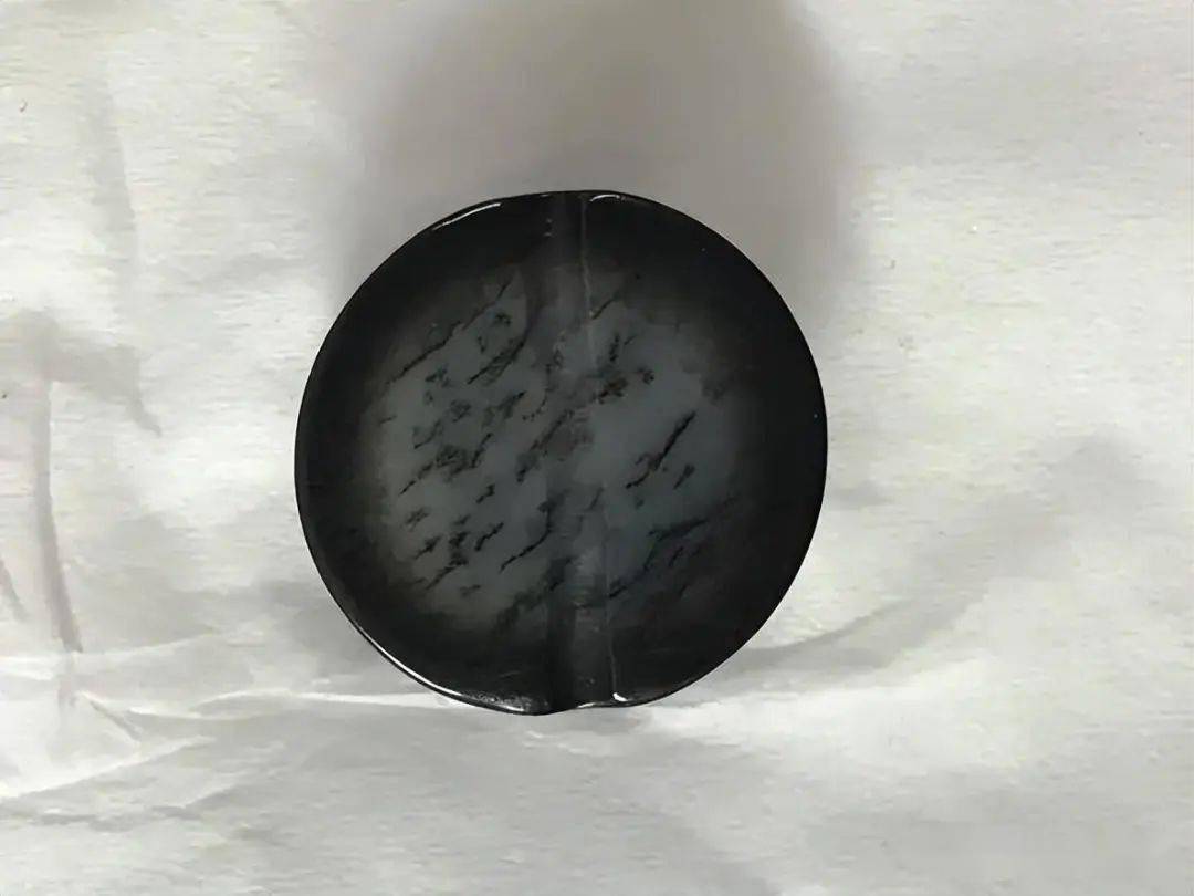 警惕！市场上新出现一种仿墨玉的黑色玉石  第2张