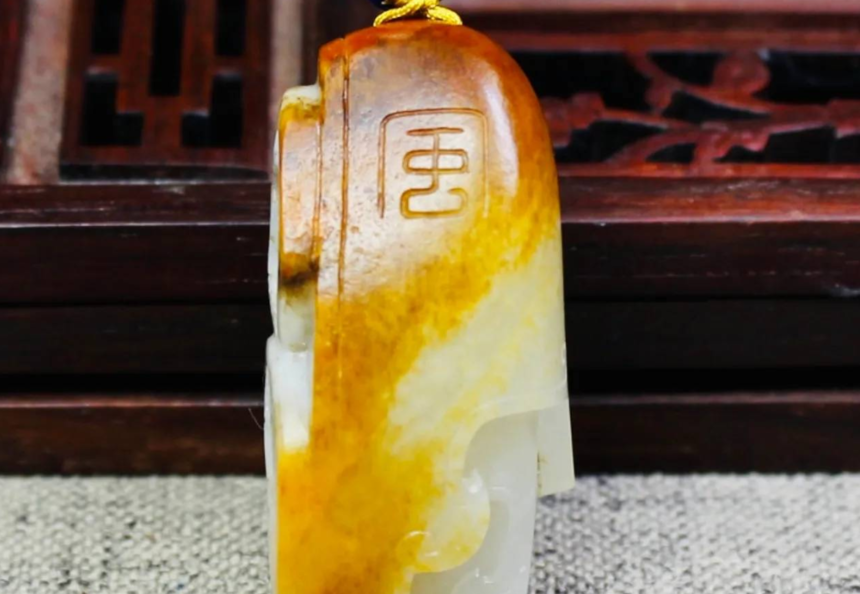 黑点、僵皮、石性！和田籽料“锦灰堆”是不得已而为之吗？  第2张