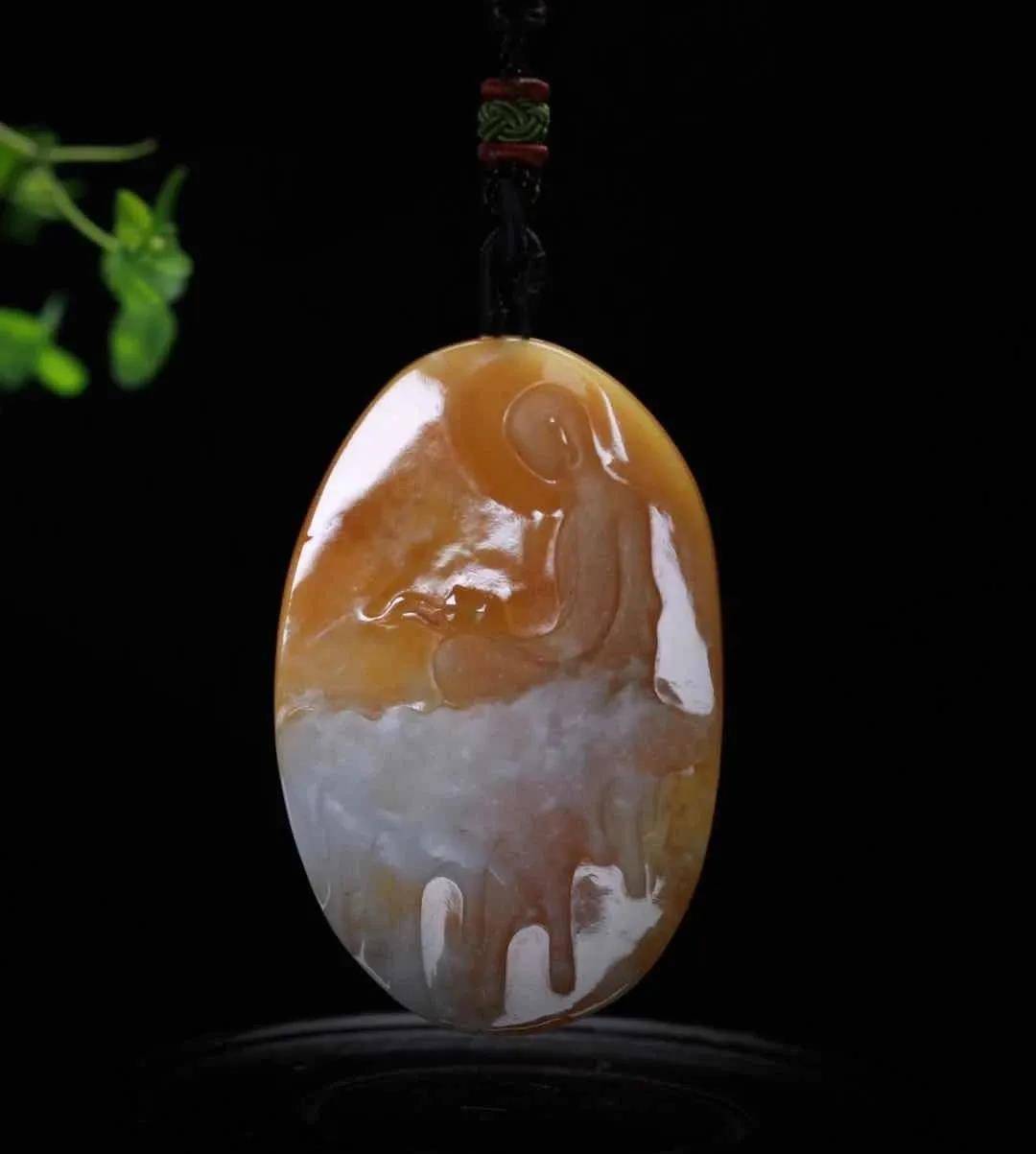 翡翠有多少种颜色?为什么翡翠可以“五颜六色”?  第5张