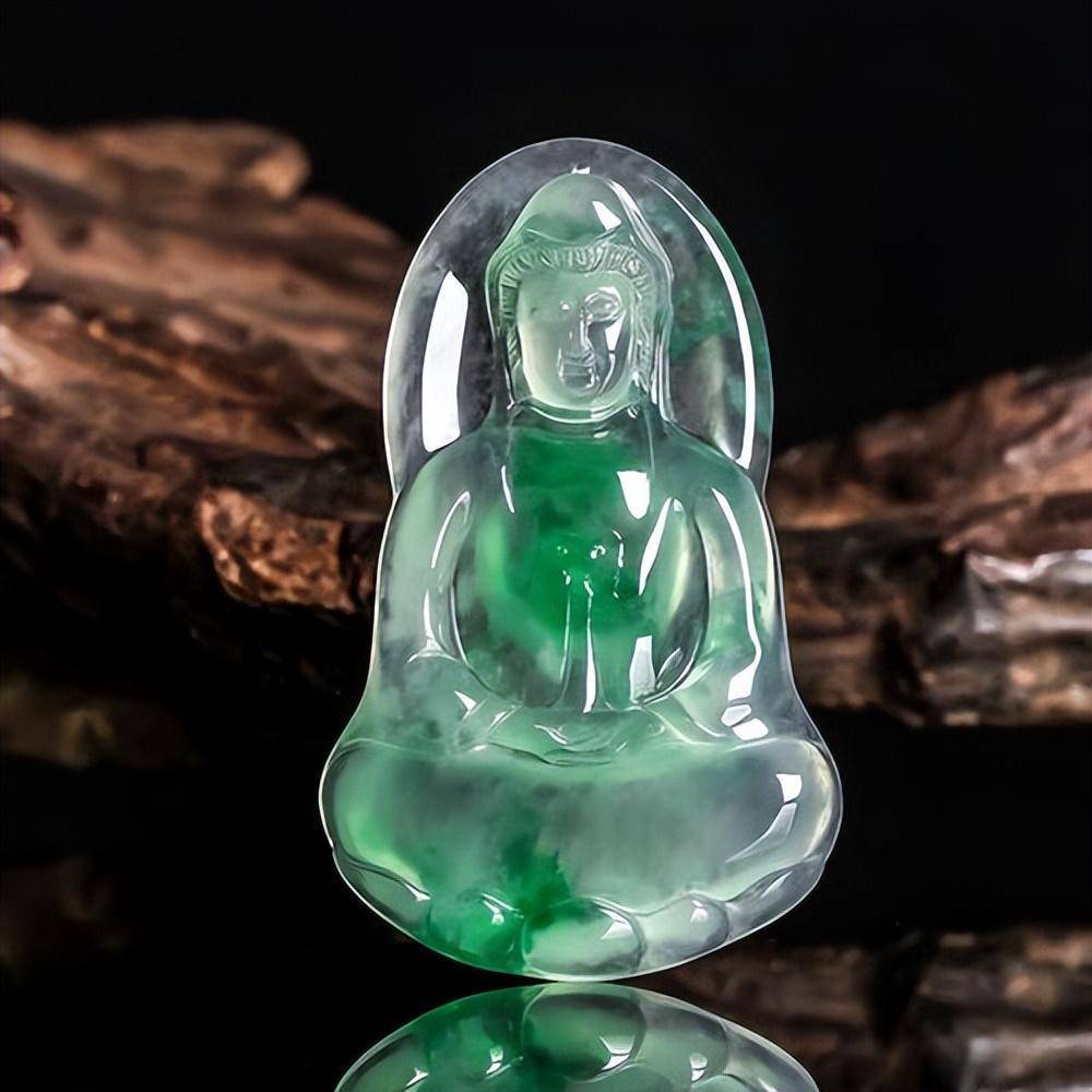 自己买的翡翠，到底值不值这个价？  第2张