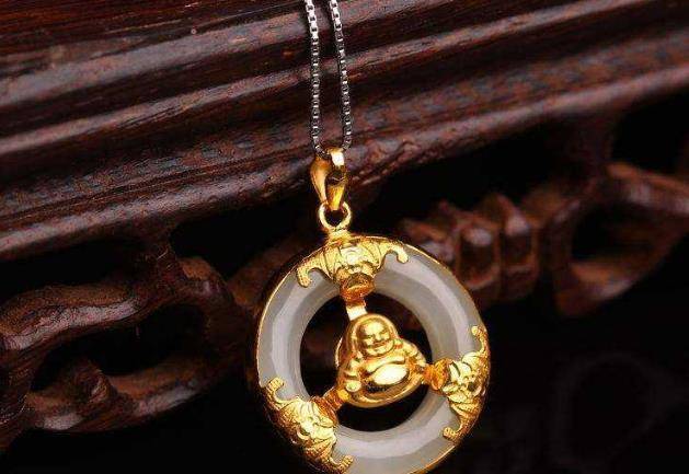 假如快要结婚，你想收到哪个首饰？测你有没有富婆命！  第2张