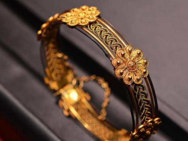 假如快要结婚，你想收到哪个首饰？测你有没有富婆命！  第4张