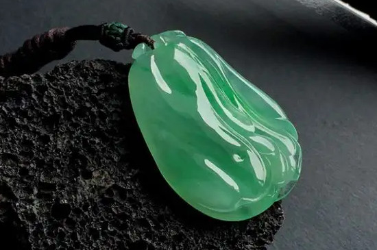 三个豆子的翡翠有什么含义  第3张