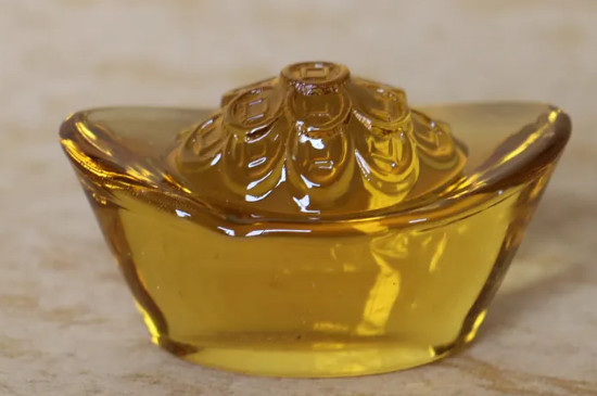 黄水晶戴左手还是右手  第2张