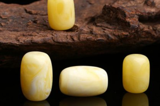 蜜蜡为什么不能收骨瓷白  第2张