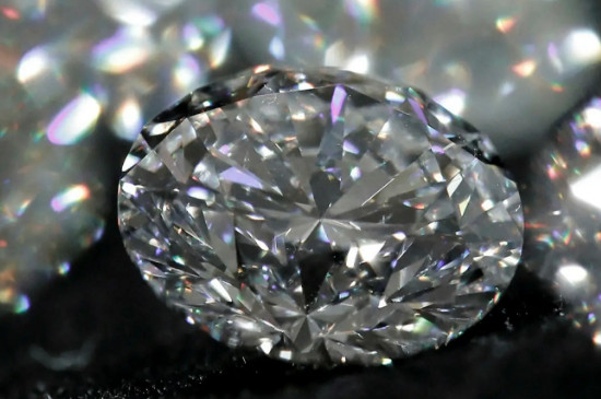 钻石荧光分为5个等级  第2张