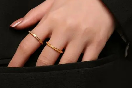 7cm粗的手指买几号戒指  第2张