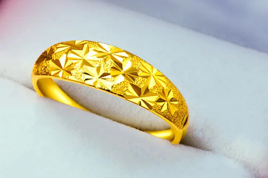 一个戒指大概多少克  第3张