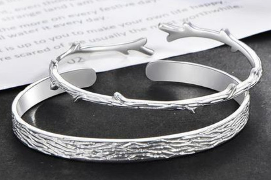 一个银手镯大概多少克  第3张