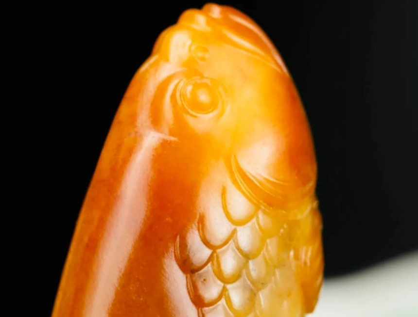 黄沁上手变石头？和田籽料“争上游”究竟能不能玩？  第4张