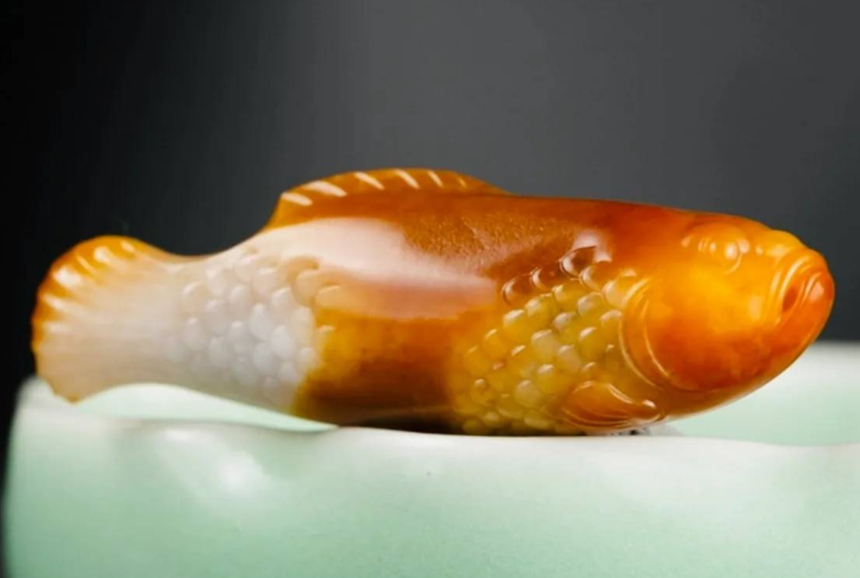 黄沁上手变石头？和田籽料“争上游”究竟能不能玩？  第5张