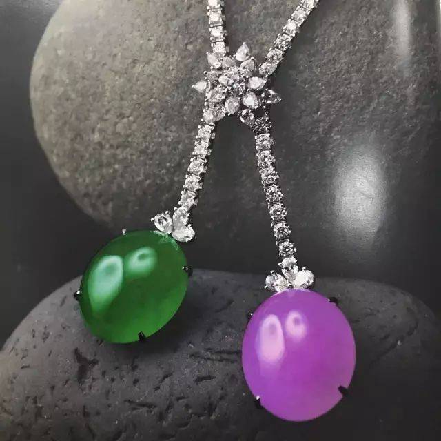 翡翠除了帝王绿，还有哪些价值上亿?  第6张