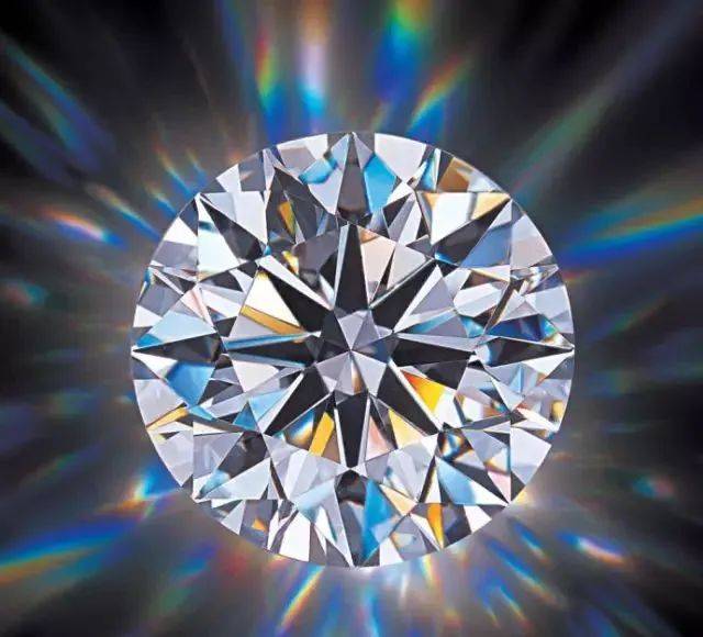 你的钻戒多久洗一次？洗手也要摘掉吗？  第7张