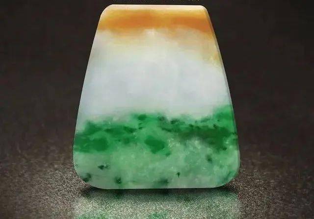 三彩翡翠片料看似很一般，没想起货效果竟如此漂亮！  第1张