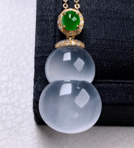 翡翠，越戴水头越好？实际情况是这样的  第2张