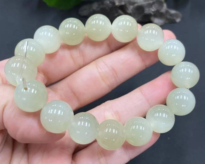 和田玉回收价格高不高，主要看这几点！  第3张