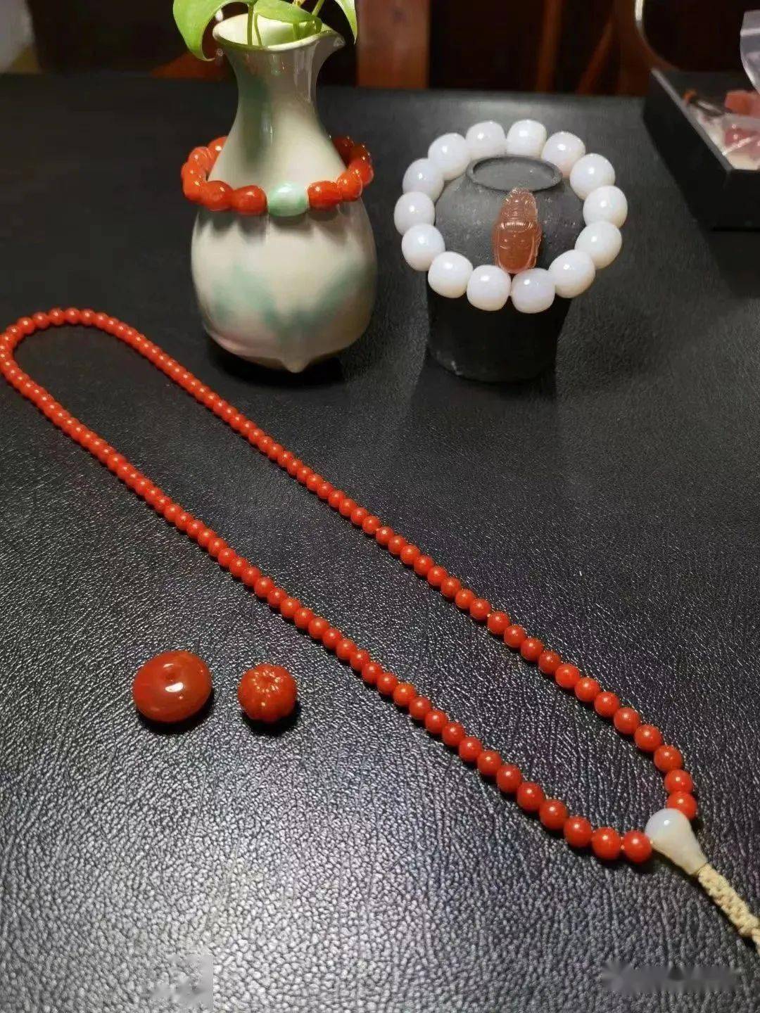 无裂不南红，太完美的南红玛瑙往往是假货！  第4张