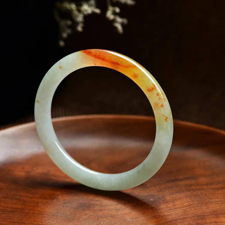 圆条手镯比扁条手镯贵？看看便知！  第4张