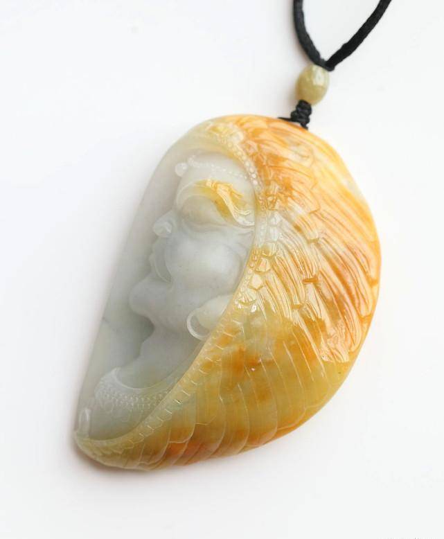 奇特小众有品位——翡翠俏色雕刻作品欣赏  第3张