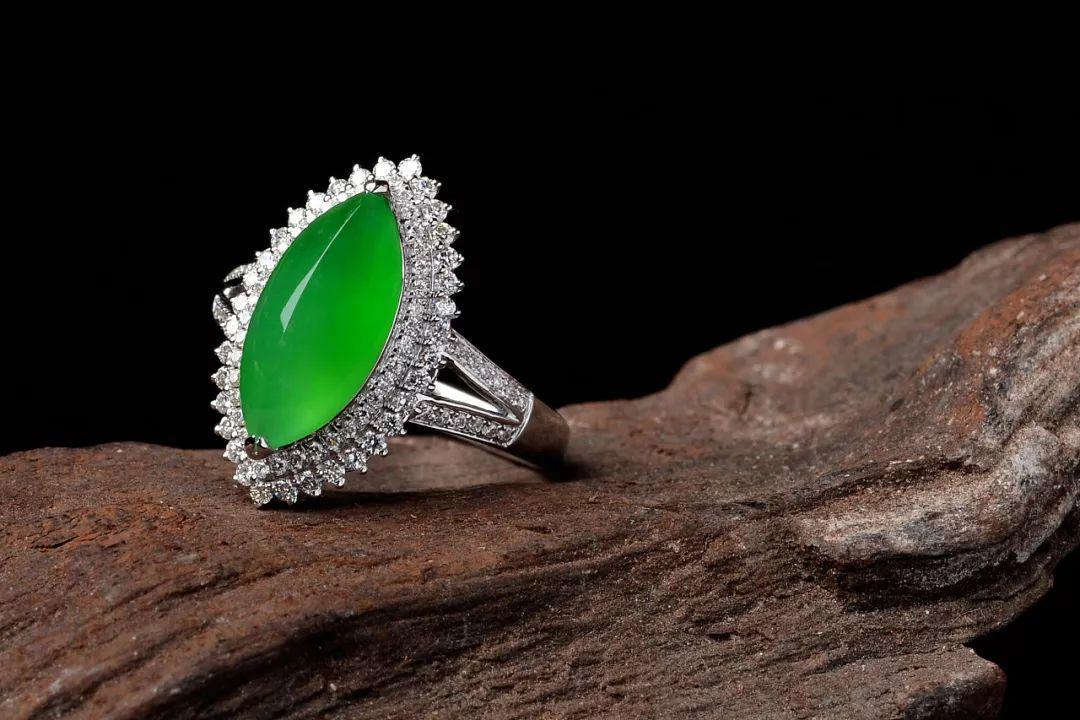 新买的翡翠需要去掉表面的蜡吗？很多人都不懂！  第7张