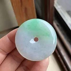 黄金十月，你入手了多少名不副实的“天价”翡翠  第8张