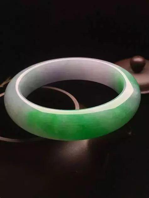 黄金十月，你入手了多少名不副实的“天价”翡翠  第3张