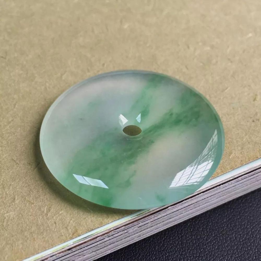 翡翠里的飘花 恰如一幅泼墨山水！  第3张