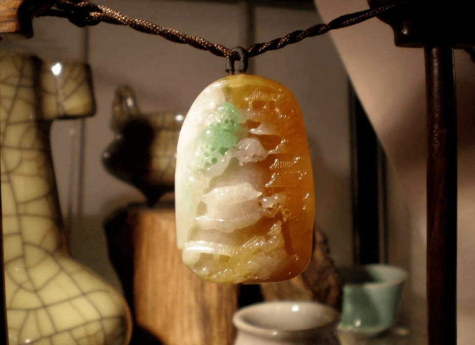 满工和留白风格大不相同，哪种玉雕更受欢迎？  第6张