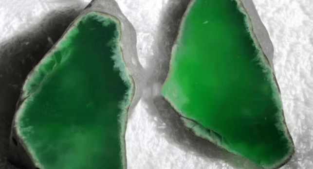 宁买一线，不买一片，翡翠原石切出一线天到底有多值钱  第2张