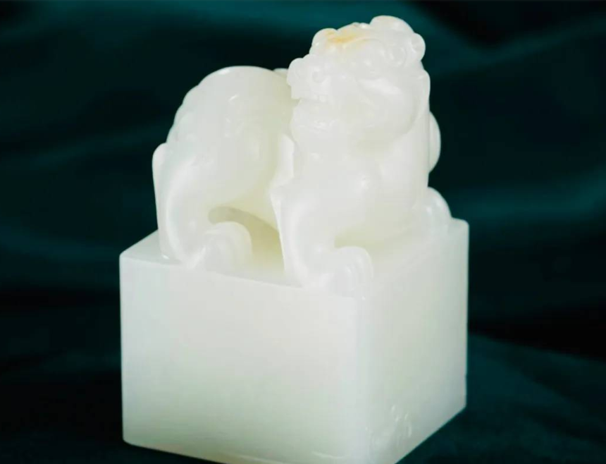 火爆的玉石市场！普通玩家投资和田玉能不能获利？  第2张