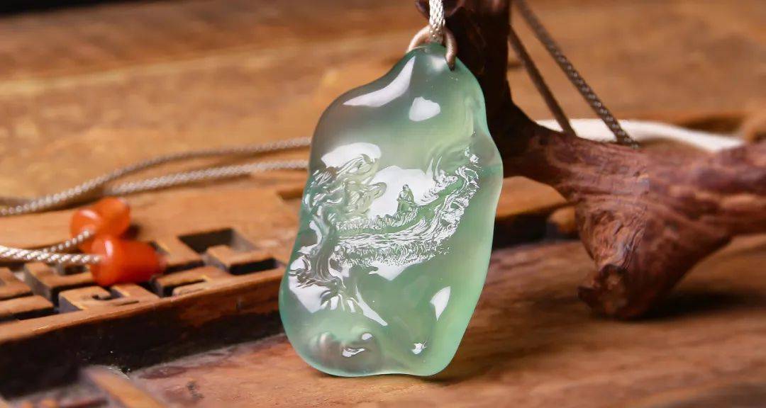 什么叫翡翠雕刻精品？  第5张