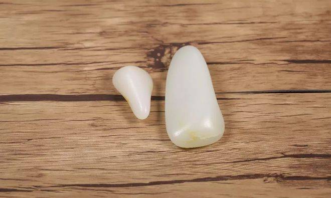 还是不玩和田玉了，一个白度都这么麻烦  第2张