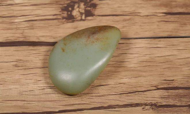 还是不玩和田玉了，一个白度都这么麻烦  第11张