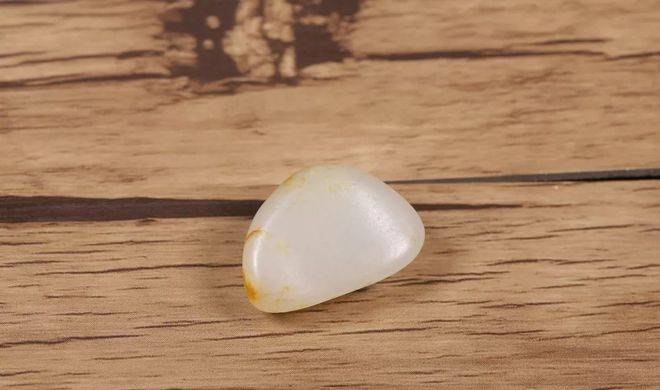 还是不玩和田玉了，一个白度都这么麻烦  第15张