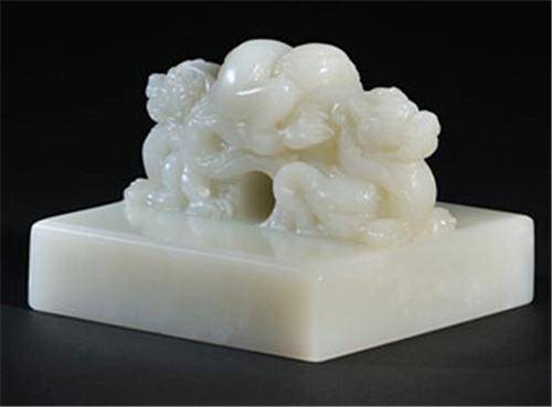 珠宝除了鉴赏价值和装饰价值，有什么价值？  第2张