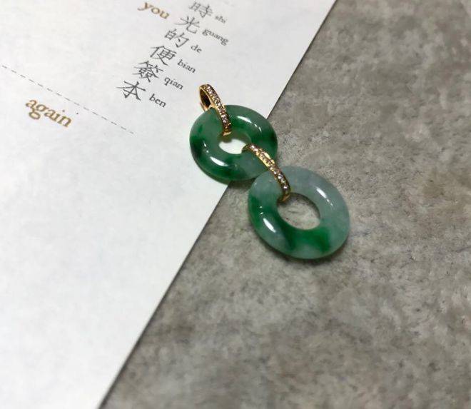 都知道翡翠是“玉石之王”，但这个称号的真实来历却是这首诗！  第15张